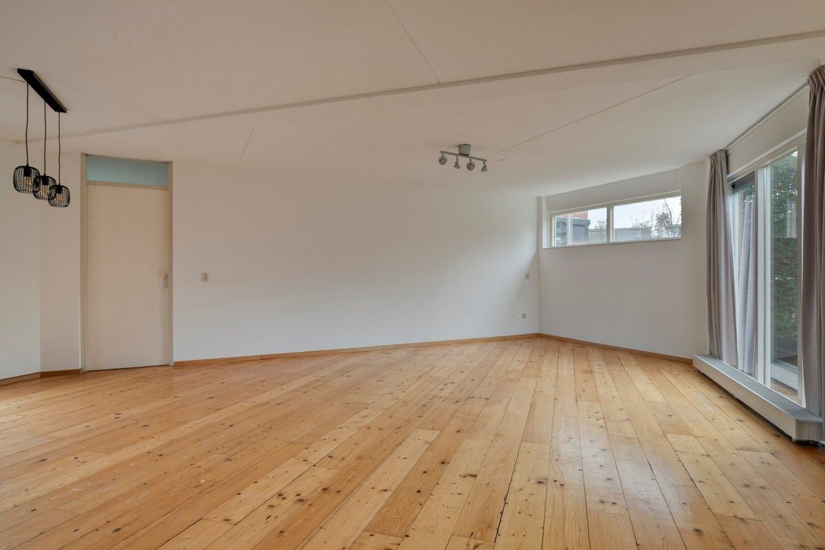 Hoekwoning te koop: Galgeveld 8, Zeist