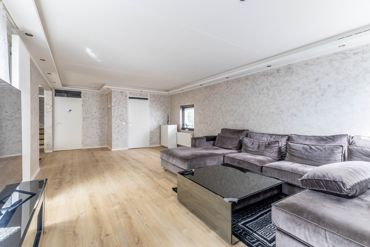 Tussenwoning te koop: L.J.M. Beelstraat 21, Amsterdam