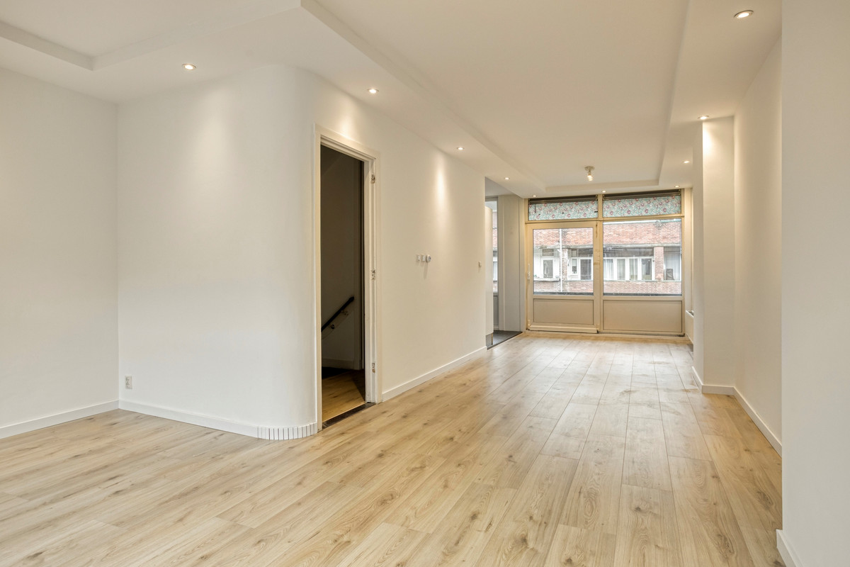 Appartement te koop: Zwaluwstraat 25B, Rotterdam
