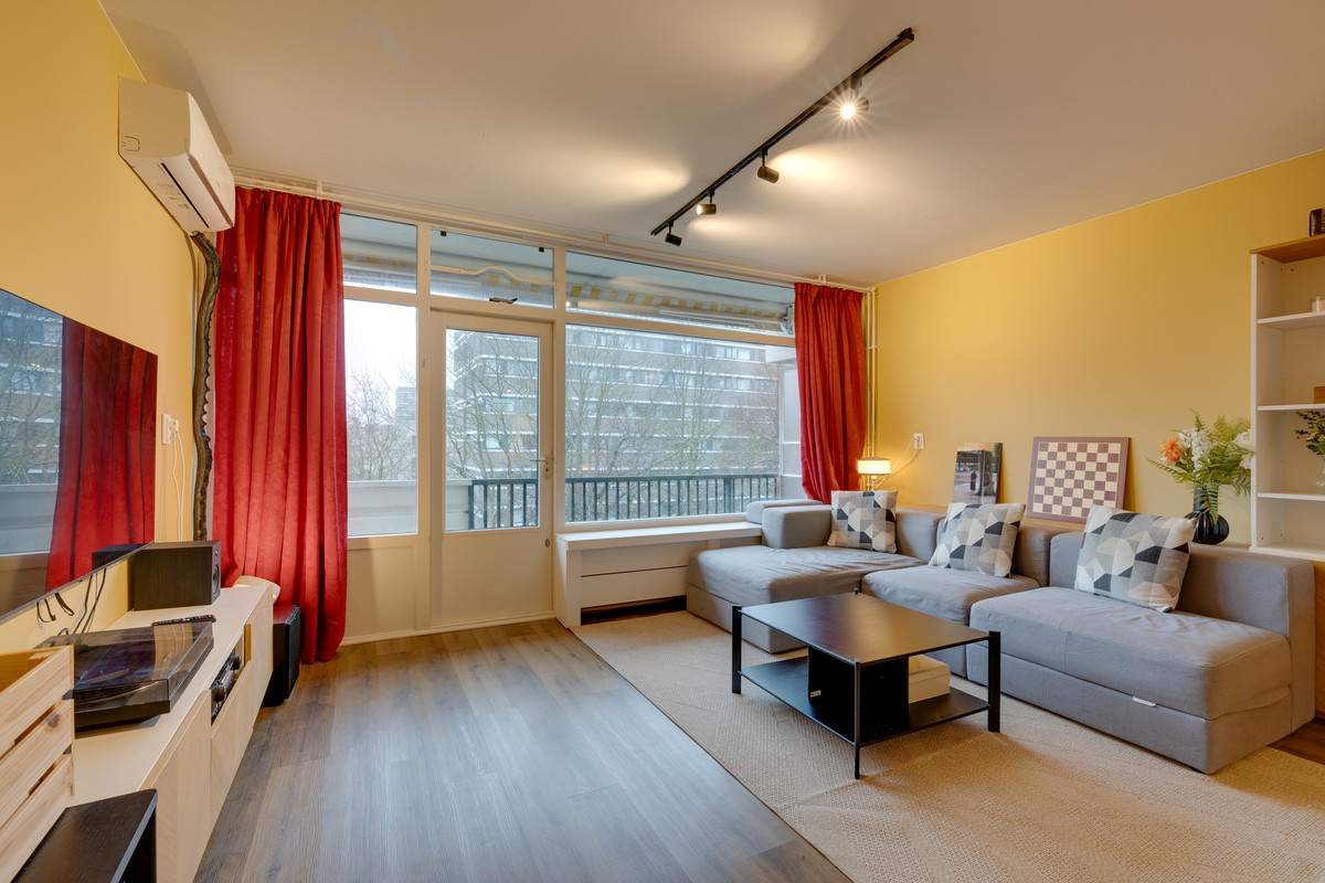 Appartement te koop: Onsenoort 52, Amsterdam