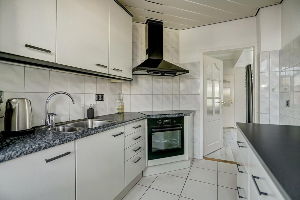 Tussenwoning te koop: Annecyhof 8, Eindhoven