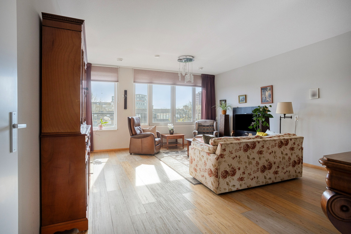 Appartement te koop: Ommedijk 40, Leiderdorp