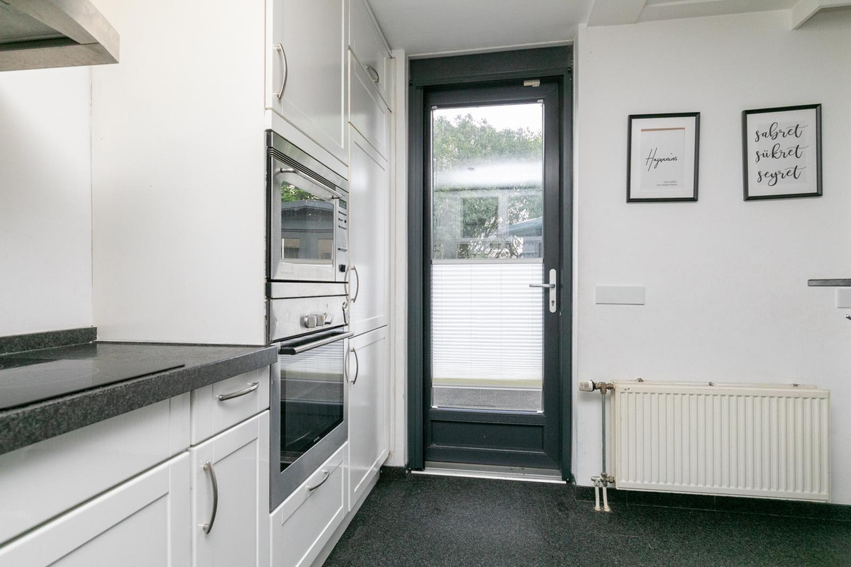 Hoekwoning te koop: Makkumplein 1, Tilburg