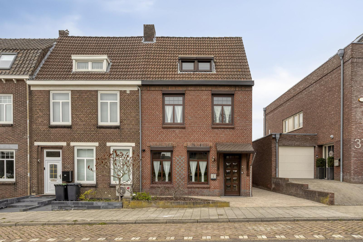 Hoekwoning te koop: Prins Hendriklaan 35, Brunssum
