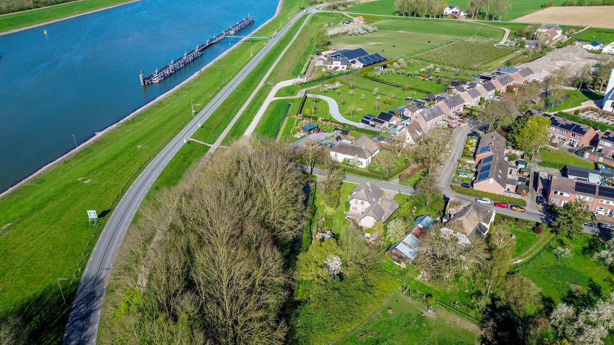 Vrijstaande woning te koop: Middelweg 3, Rijswijk (Gld)
