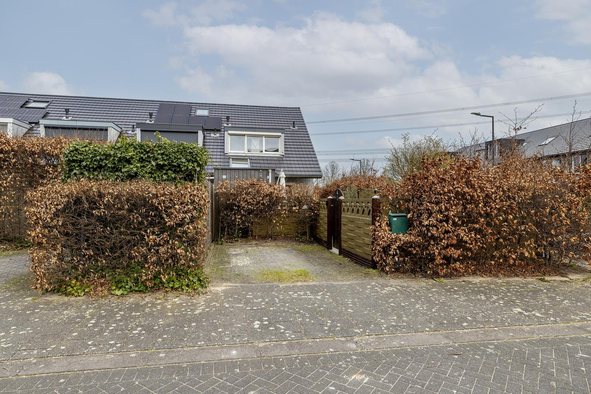 Hoekwoning te koop: Madame Gresstraat 46, Rotterdam