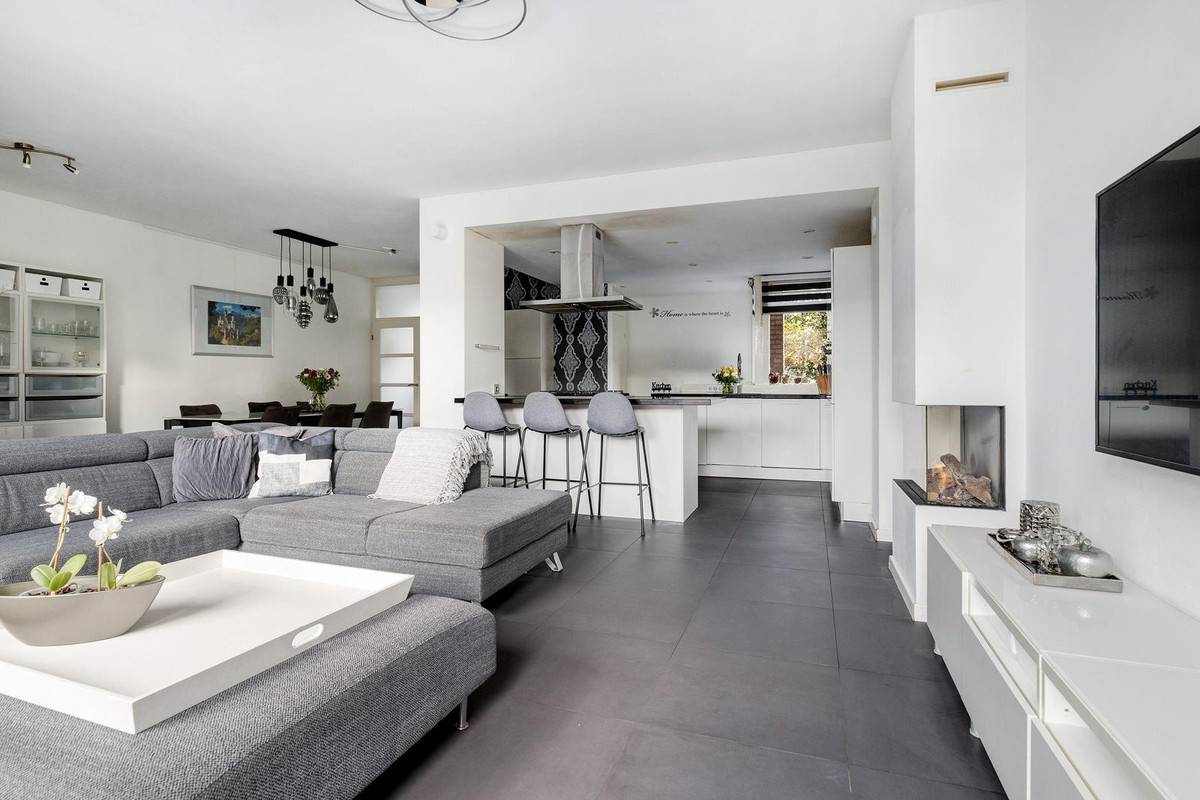 Tussenwoning te koop: Arent van 's-Gravesandestraat 29, Rotterdam