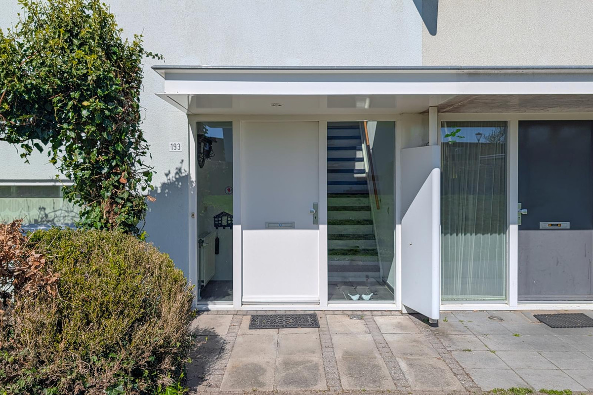 Tussenwoning te koop: Schipluidenlaan 193, Tilburg