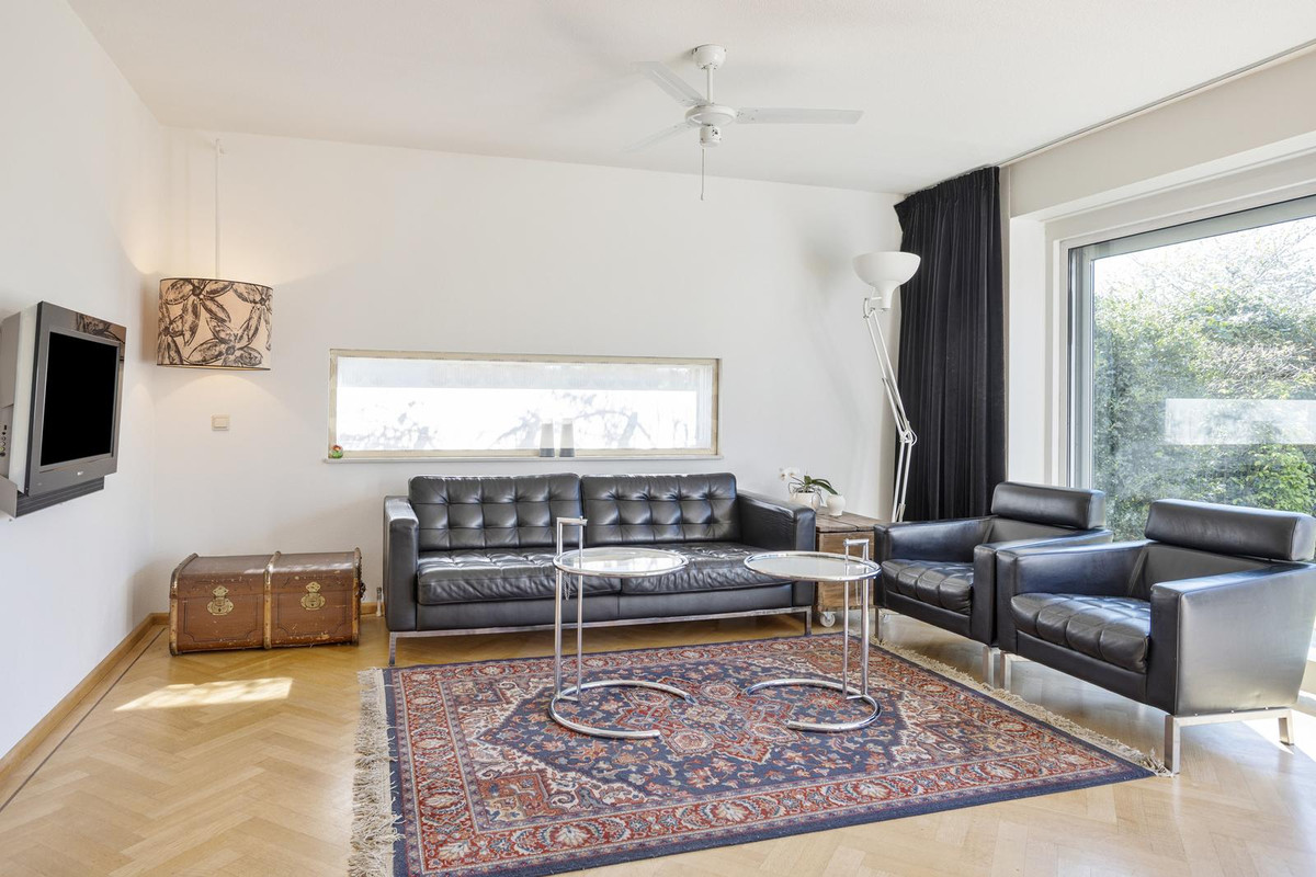 Tussenwoning te koop: Schipluidenlaan 193, Tilburg