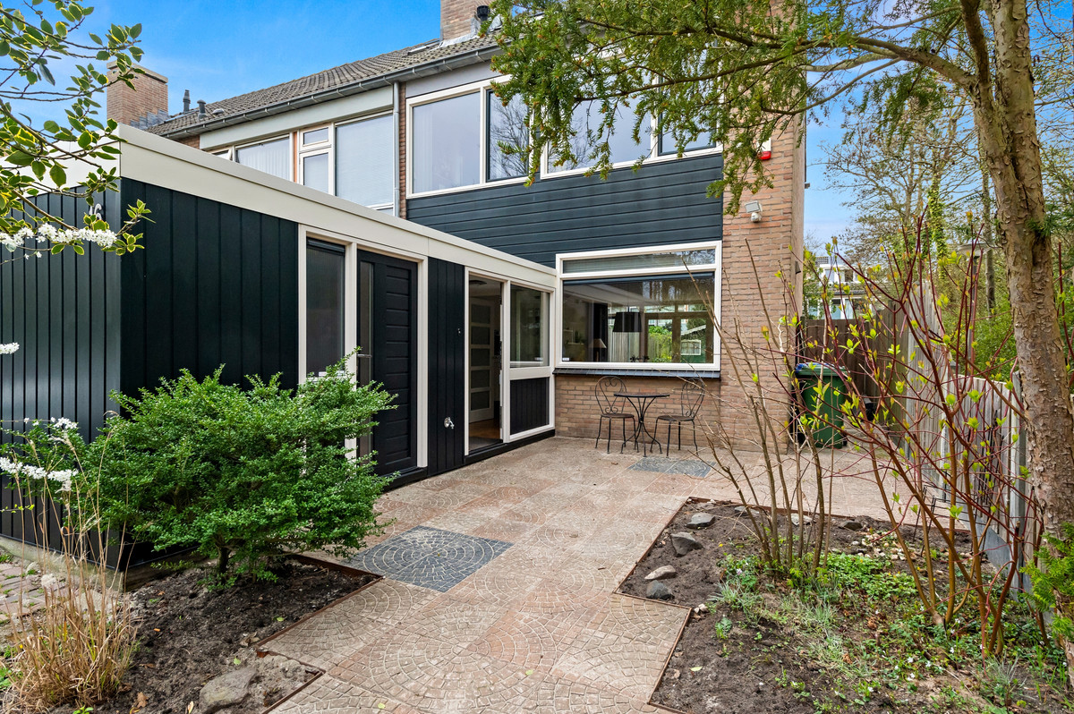 Hoekwoning te koop: Gebbenlaan 16, Delft