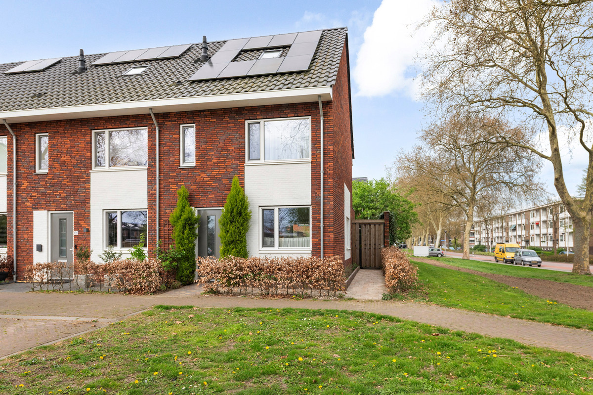 Hoekwoning te koop: Vijfmorgenstraat 67, Zutphen