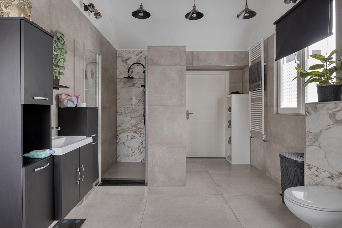 Appartement te koop: Schipholtstraat 28, Enschede