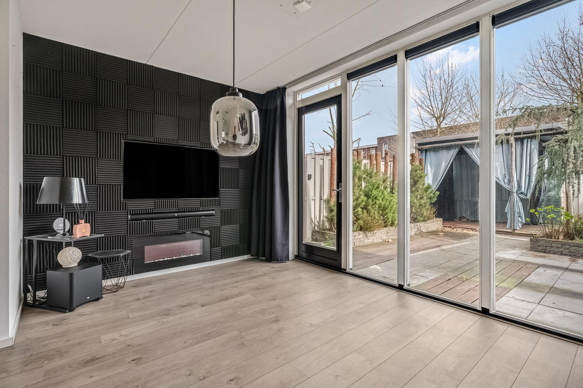 Tussenwoning te koop: Dianaplantsoen 60, Arnhem