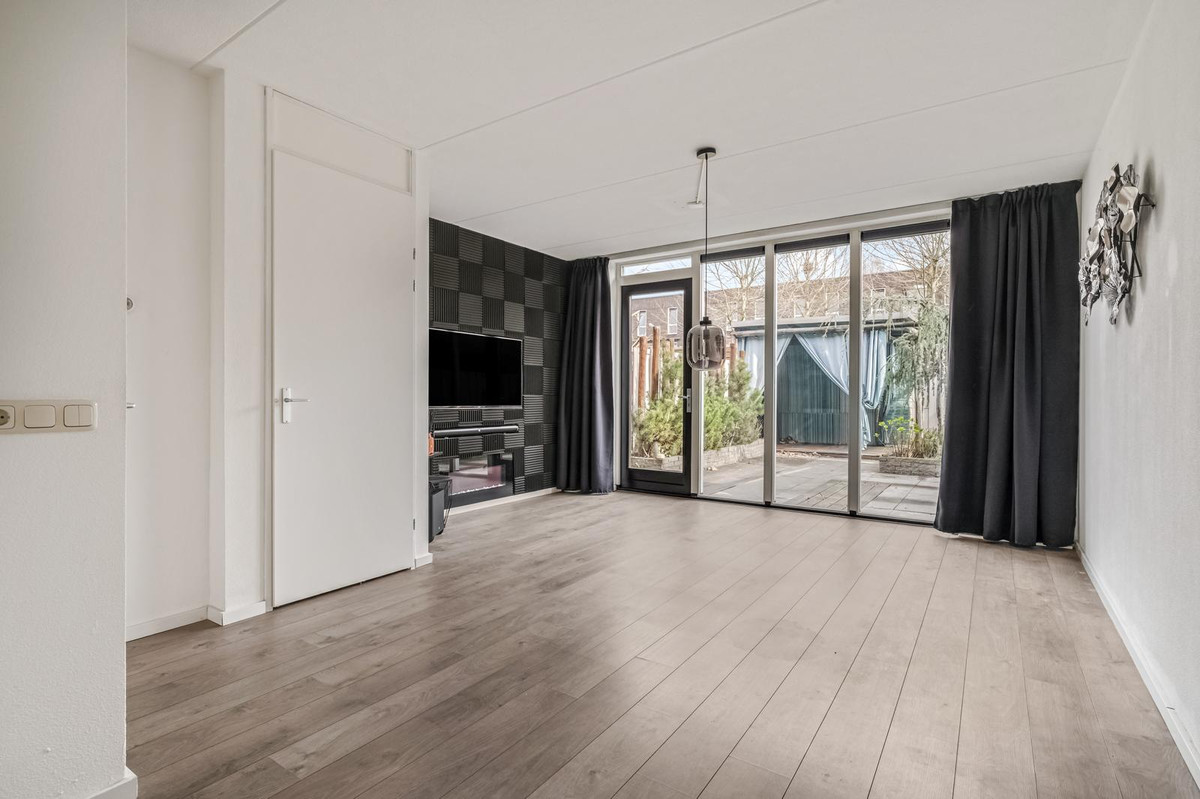 Tussenwoning te koop: Dianaplantsoen 60, Arnhem