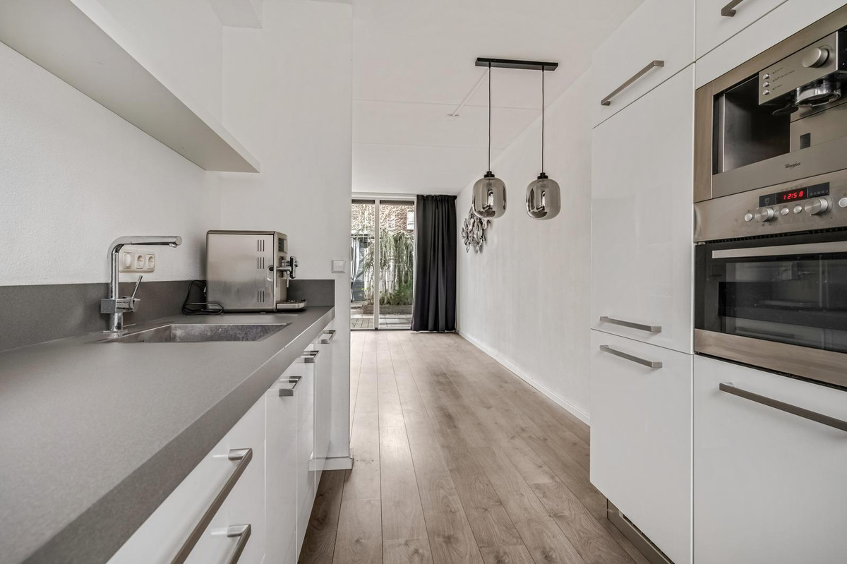 Tussenwoning te koop: Dianaplantsoen 60, Arnhem