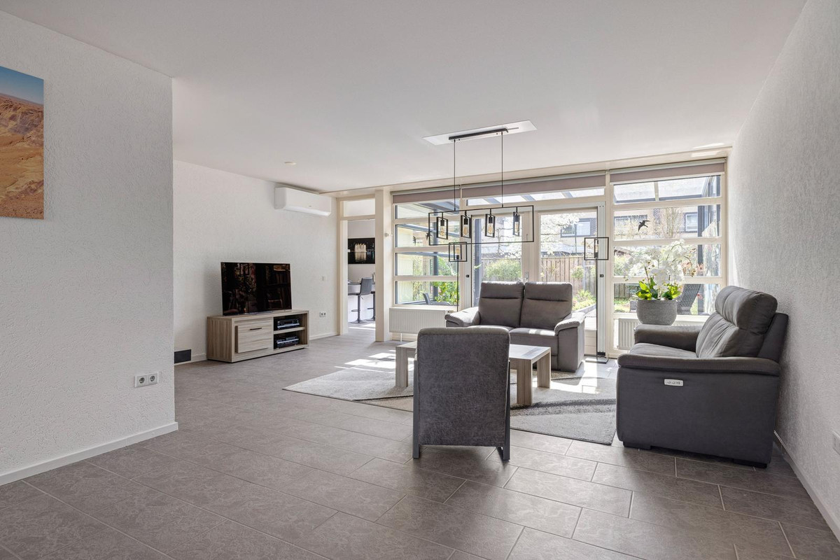 Tussenwoning te koop: Ziteind 60, Best