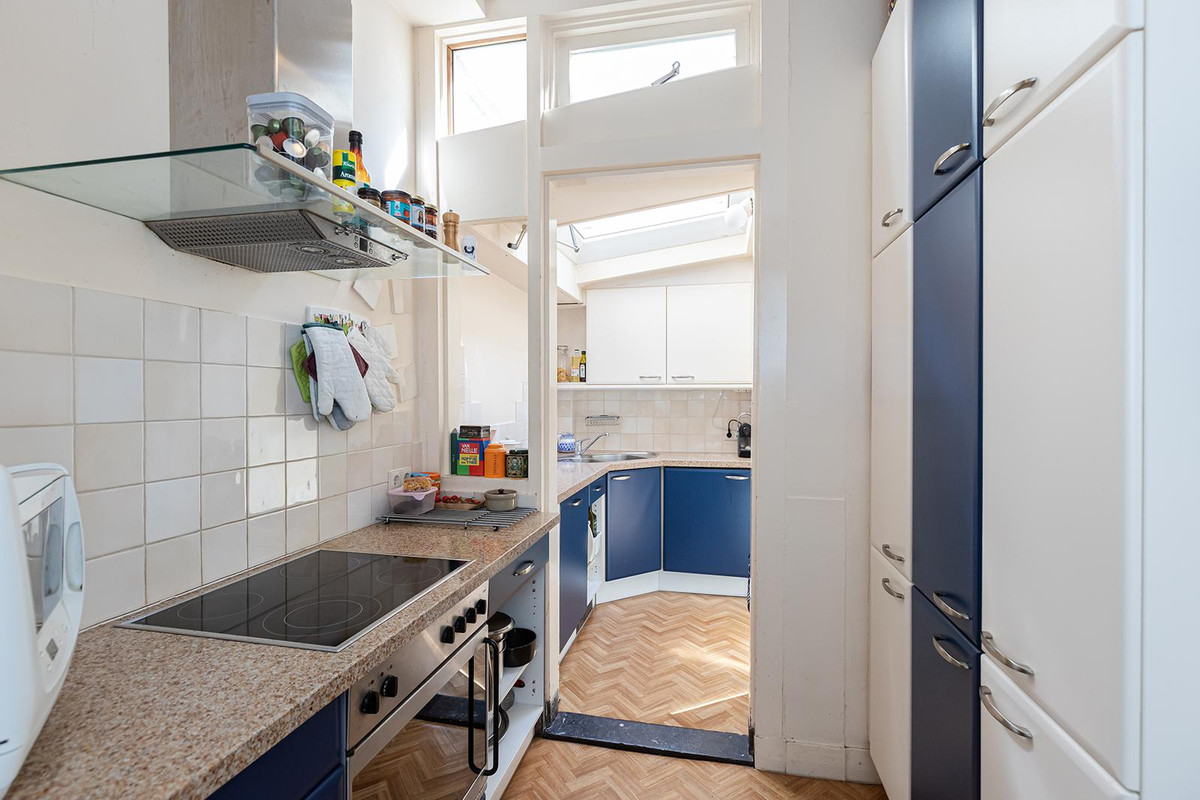 Tussenwoning te koop: Borneostraat 20, Dordrecht