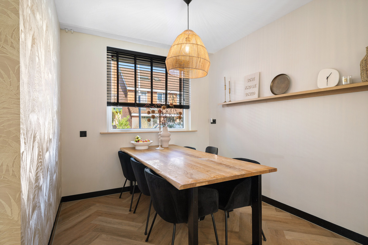 Hoekwoning te koop: Meerkoet 50, Deventer
