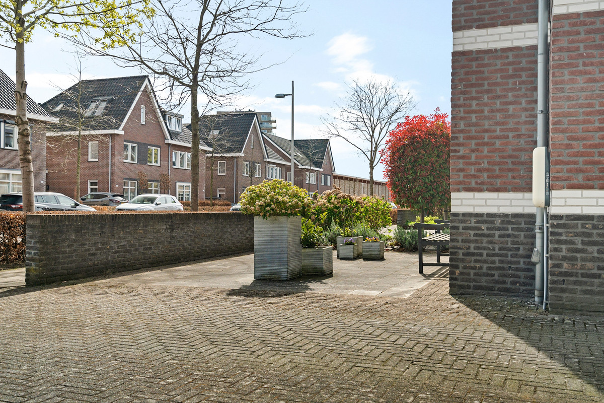 Hoekwoning te koop: Distelvlinderlaan 61, Apeldoorn