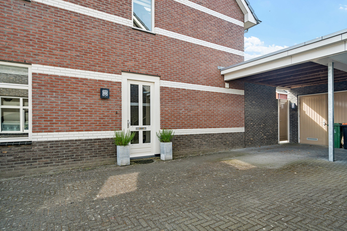 Hoekwoning te koop: Distelvlinderlaan 61, Apeldoorn