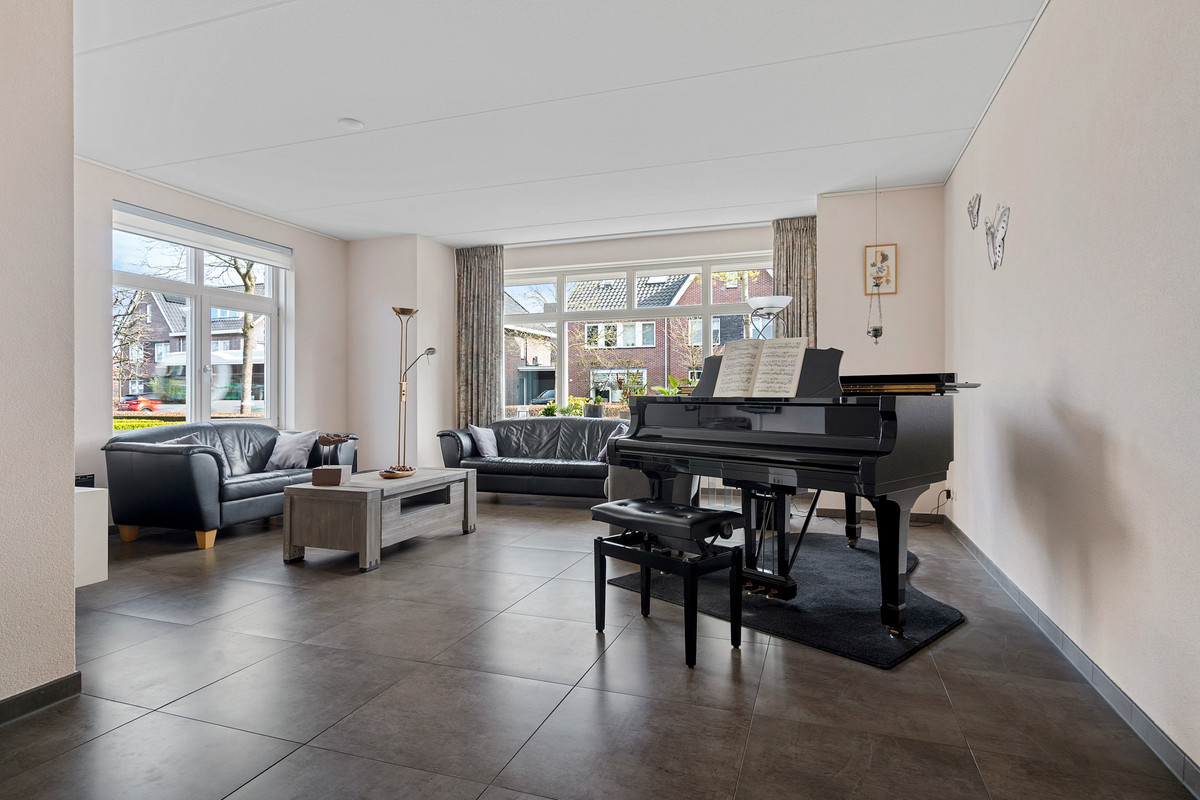 Hoekwoning te koop: Distelvlinderlaan 61, Apeldoorn