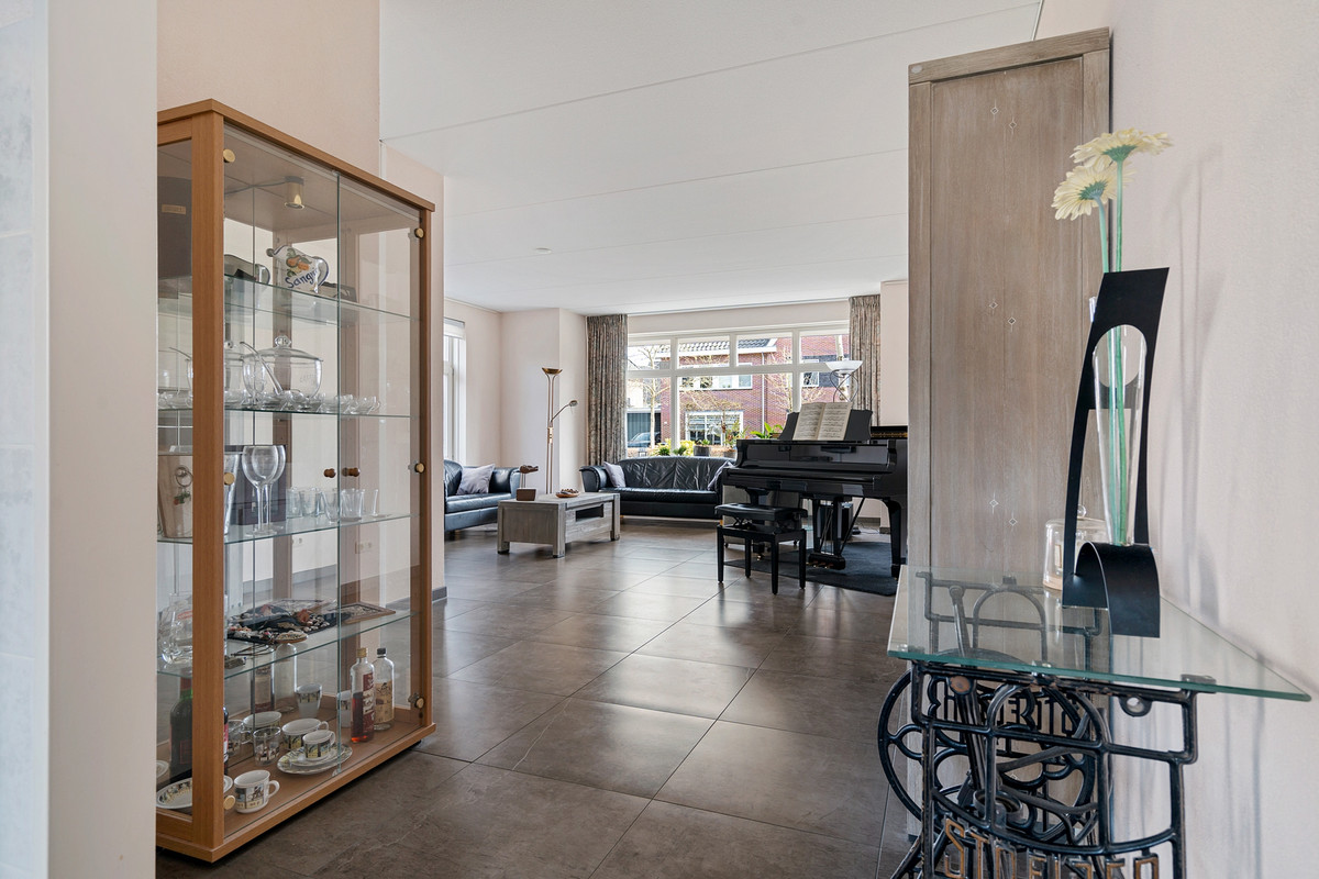 Hoekwoning te koop: Distelvlinderlaan 61, Apeldoorn