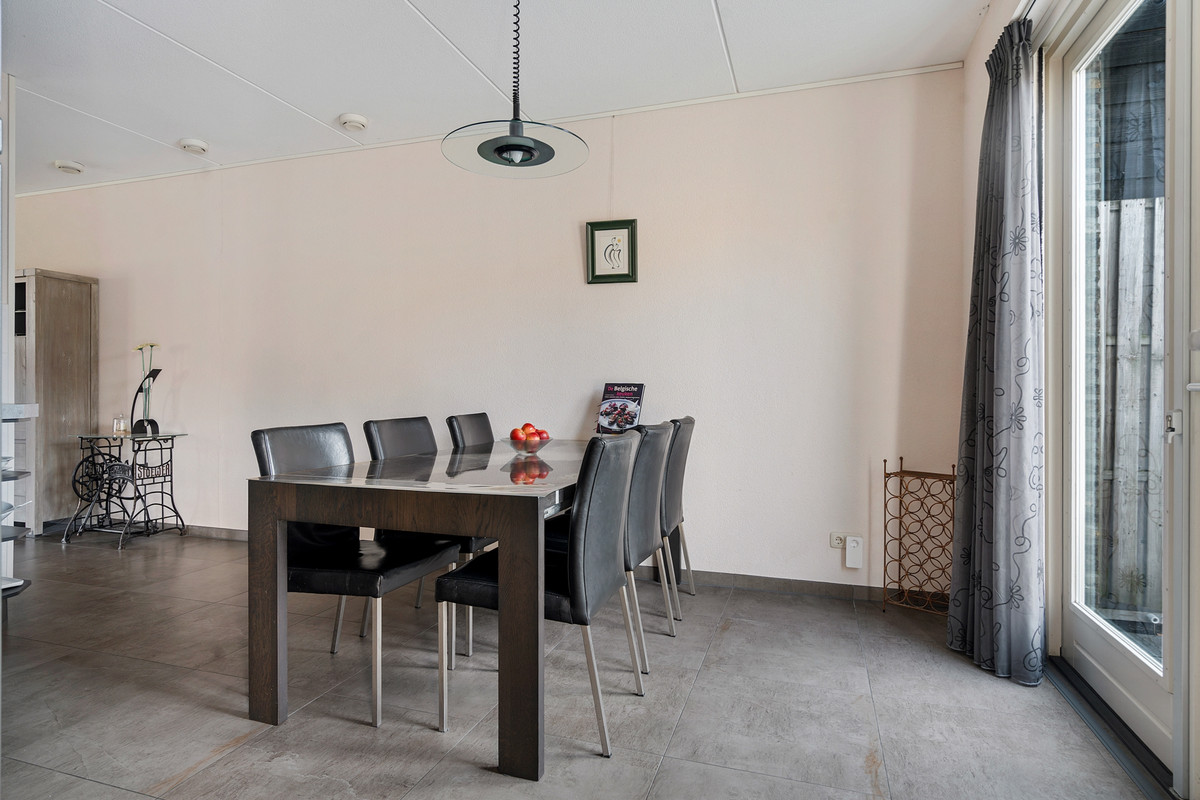 Hoekwoning te koop: Distelvlinderlaan 61, Apeldoorn