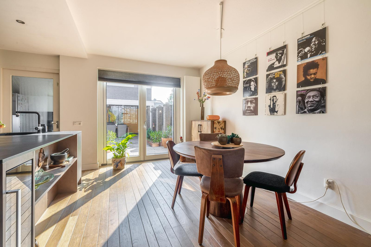 Hoekwoning te koop: Doctor Marie Curiestraat 38, Venlo