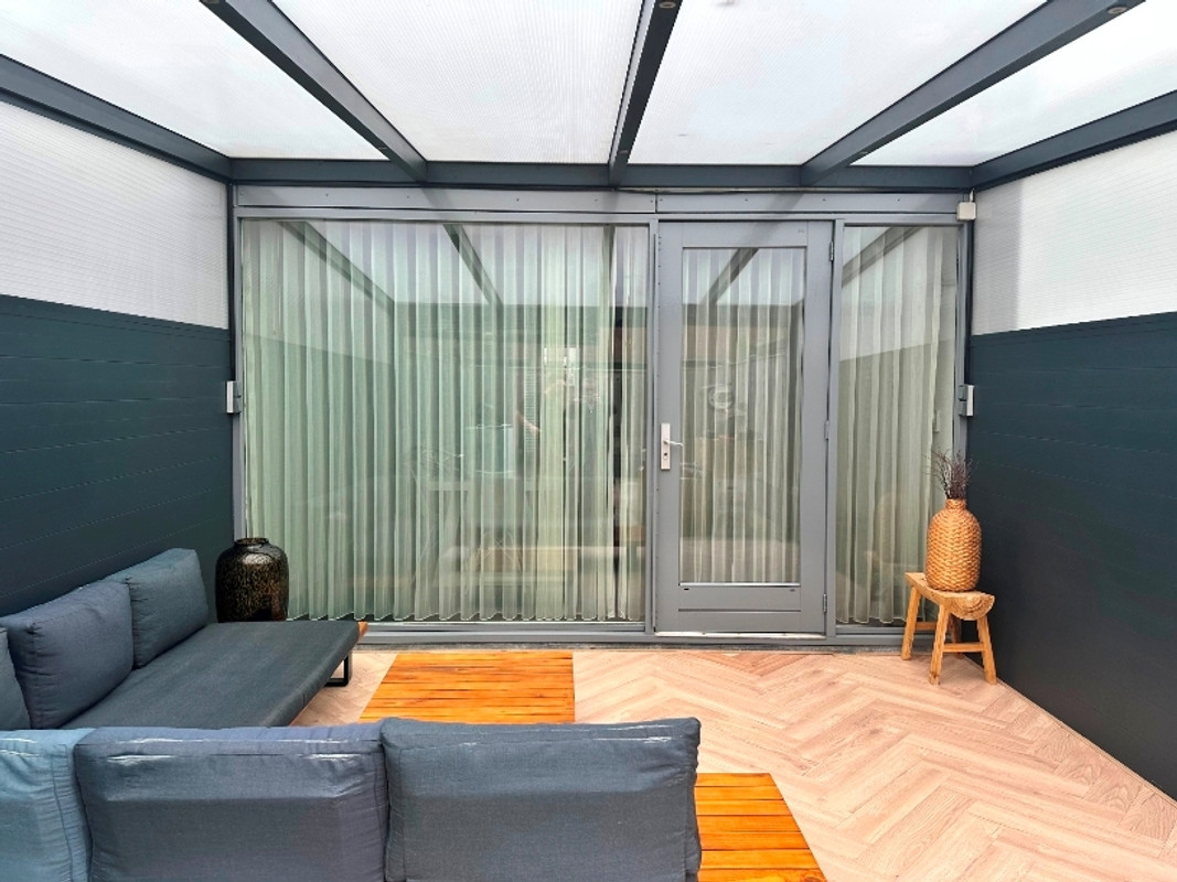 Tussenwoning te koop: Jacob Schorerlaan 215, 'S-Gravenhage