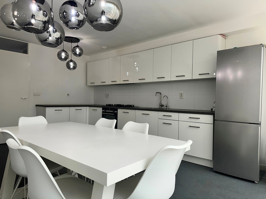 Tussenwoning te koop: Jacob Schorerlaan 215, 'S-Gravenhage