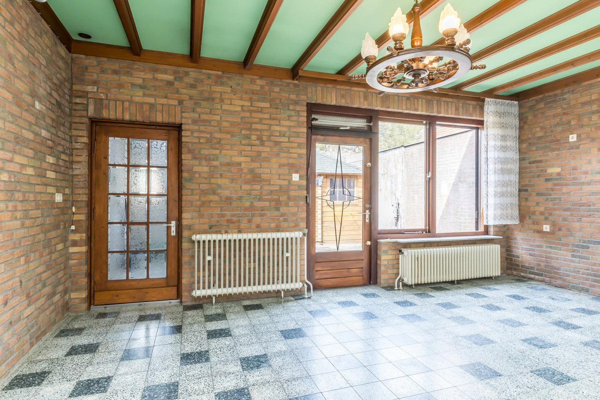 Tussenwoning te koop: Oirsbekerweg 16, Oirsbeek