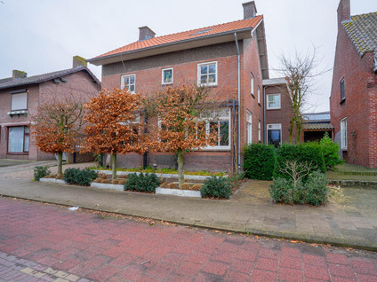 Schoolstraat 24
