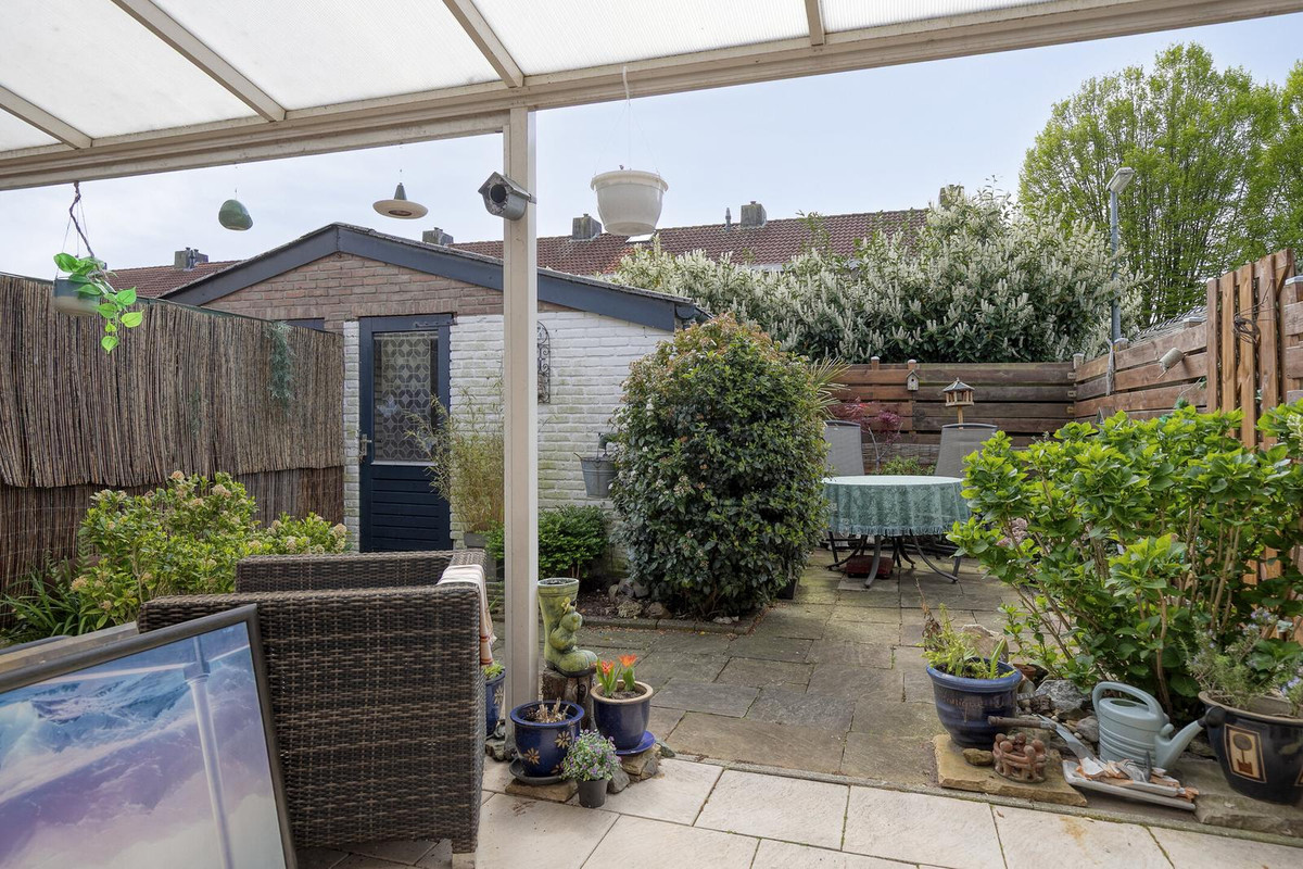 Hoekwoning te koop: Donizettilaan 6, Apeldoorn