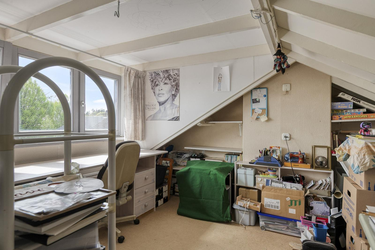 Hoekwoning te koop: Donizettilaan 6, Apeldoorn