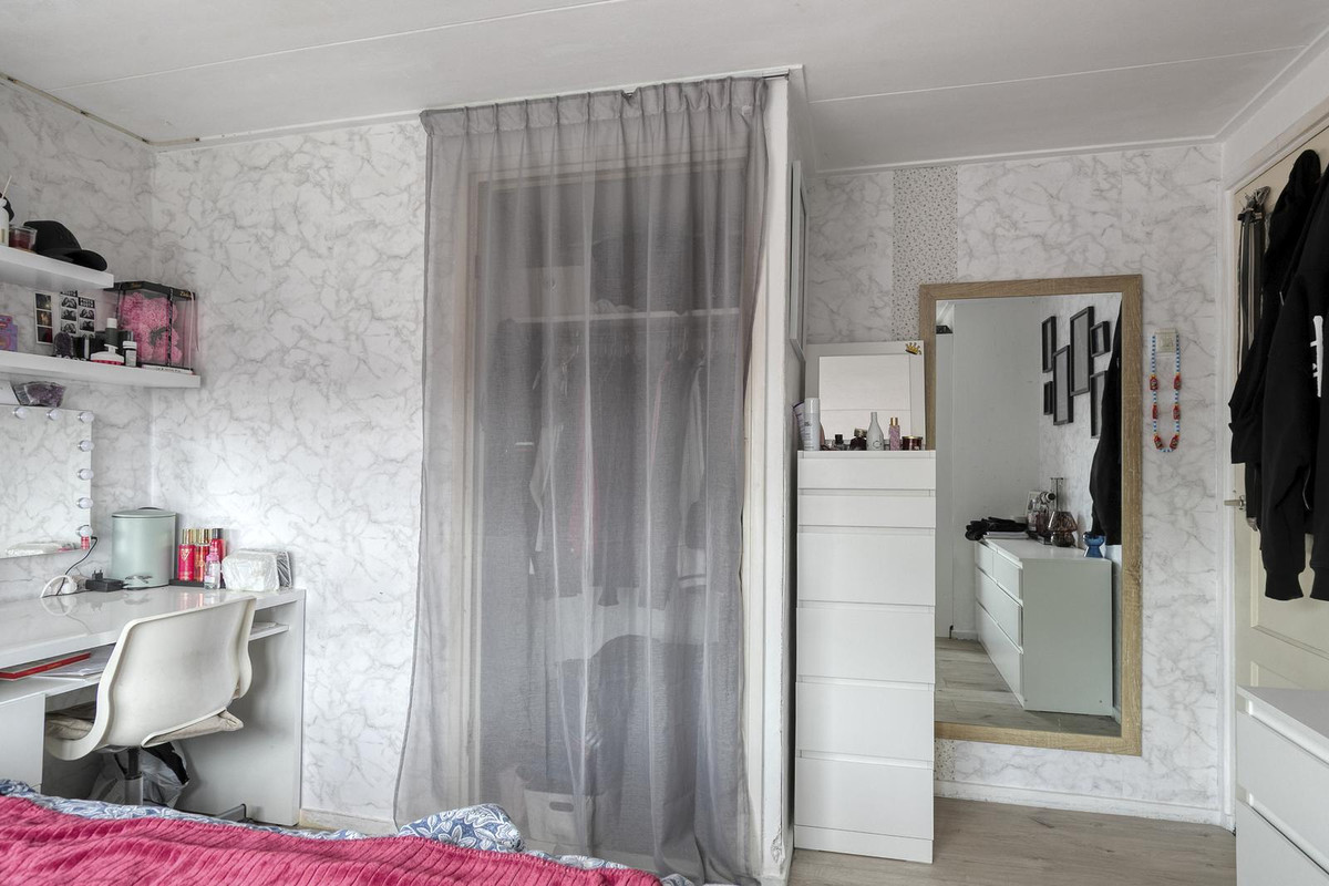 Hoekwoning te koop: Donizettilaan 6, Apeldoorn