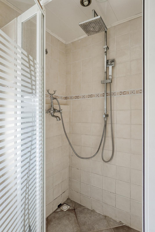 Hoekwoning te koop: Donizettilaan 6, Apeldoorn