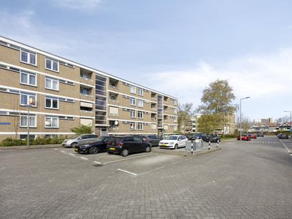 Apartment for sale: Augustinusstraat 19, Lombardijen Rotterdam