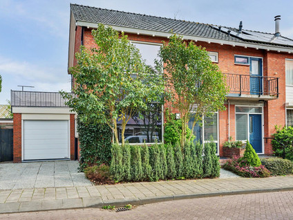 Dwarsstraat 2B