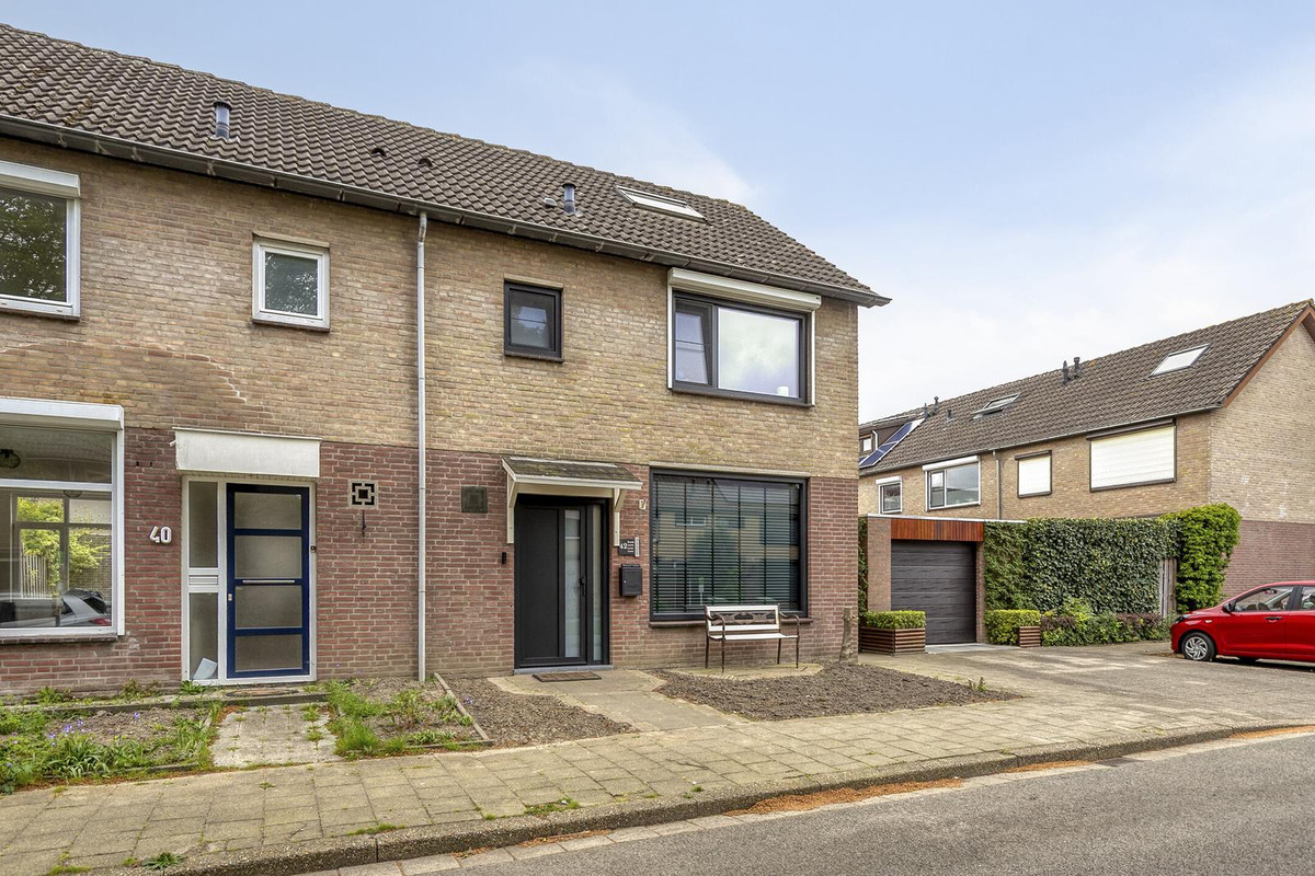 Hoekwoning te koop: Lingestraat 42, Terneuzen
