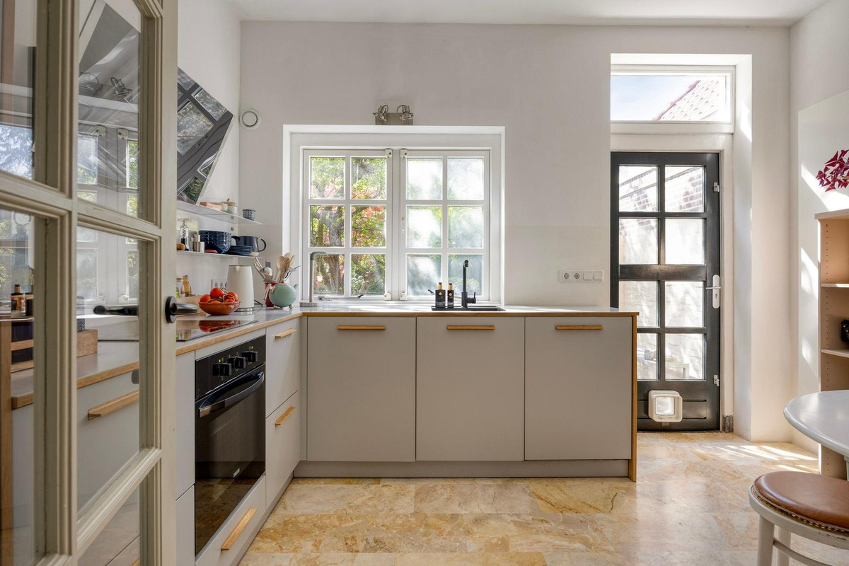Tussenwoning te koop: Uiverlaan 6, Eindhoven