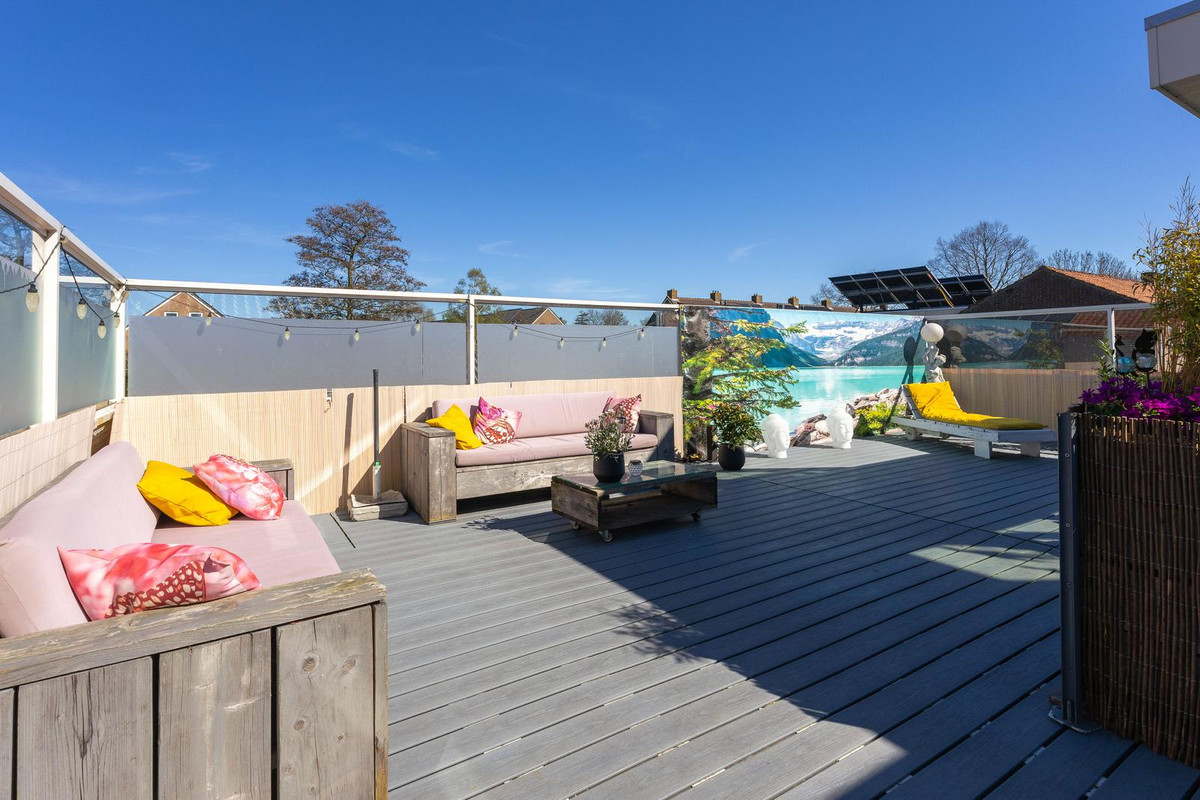 Appartement te koop: Simon Koopmanstraat 76, Wervershoof