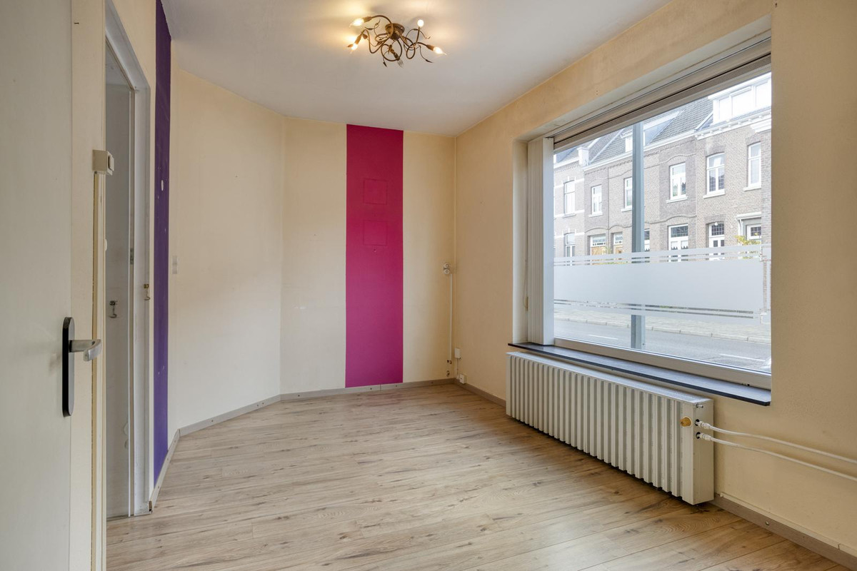Tussenwoning te koop: Dorpstraat 105, Maastricht