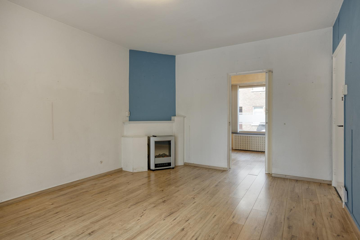 Tussenwoning te koop: Dorpstraat 105, Maastricht
