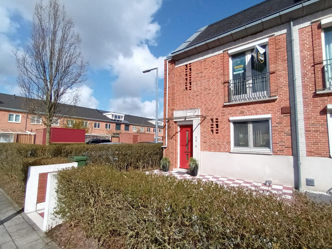 Hoekwoning te koop: Ossenisseweg 13, Rotterdam