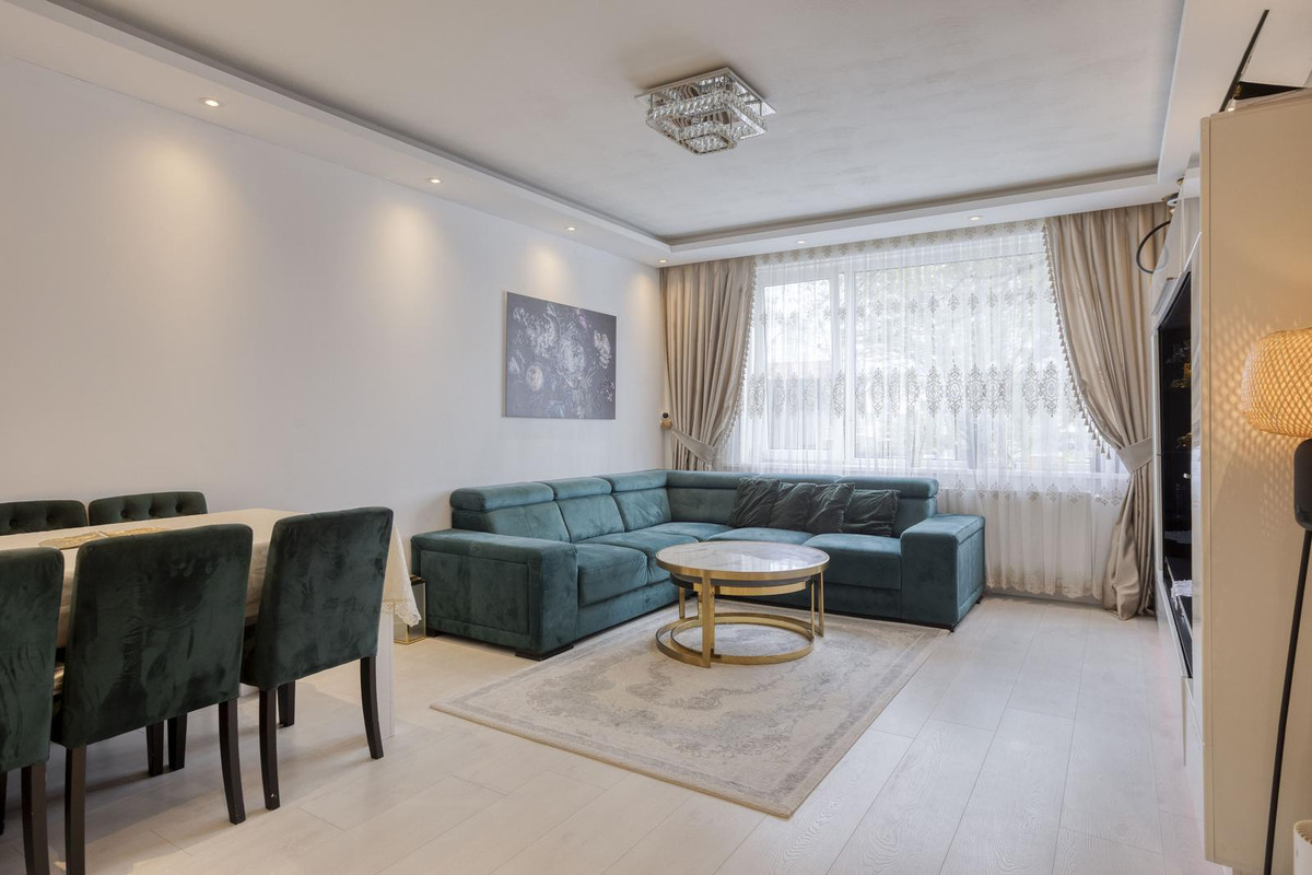 Appartement te koop: Fluitekruidweg 17, Zaandam