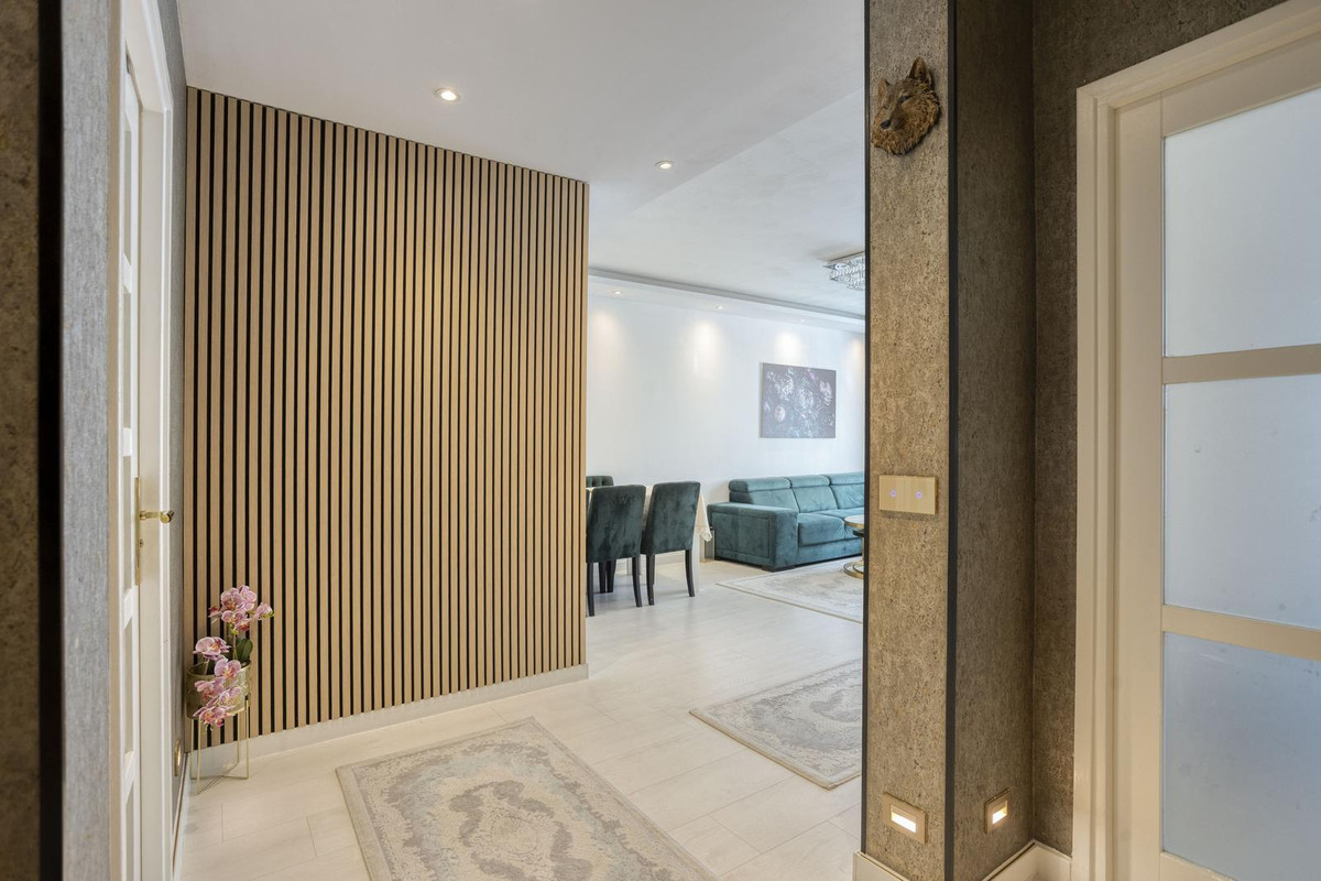 Appartement te koop: Fluitekruidweg 17, Zaandam