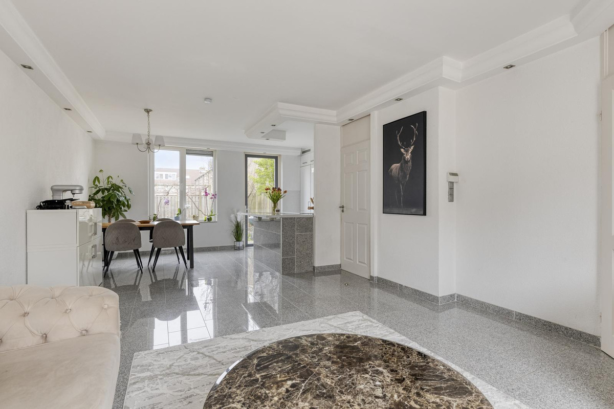 Hoekwoning te koop: Abbenbroekstraat 32, Zaandam