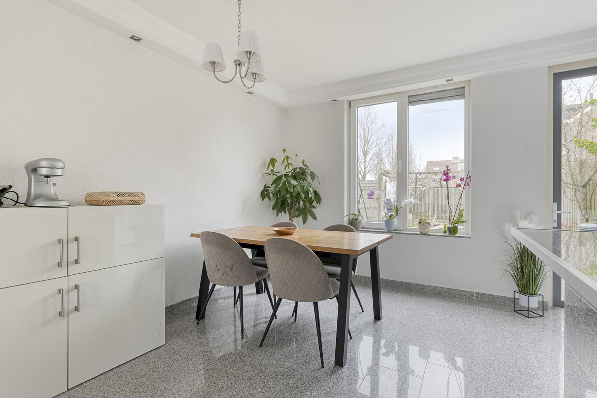 Hoekwoning te koop: Abbenbroekstraat 32, Zaandam