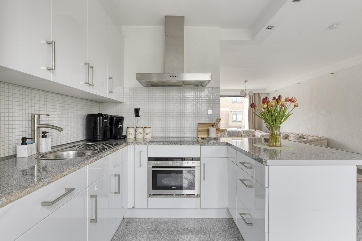 Hoekwoning te koop: Abbenbroekstraat 32, Zaandam