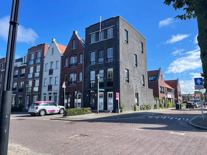 free-sector-houses for rent on Prins Hendrikkade 183